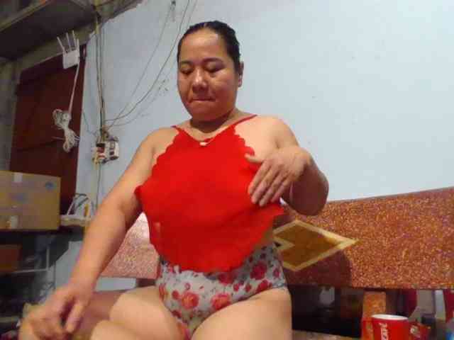 SexyQueen86 webcam