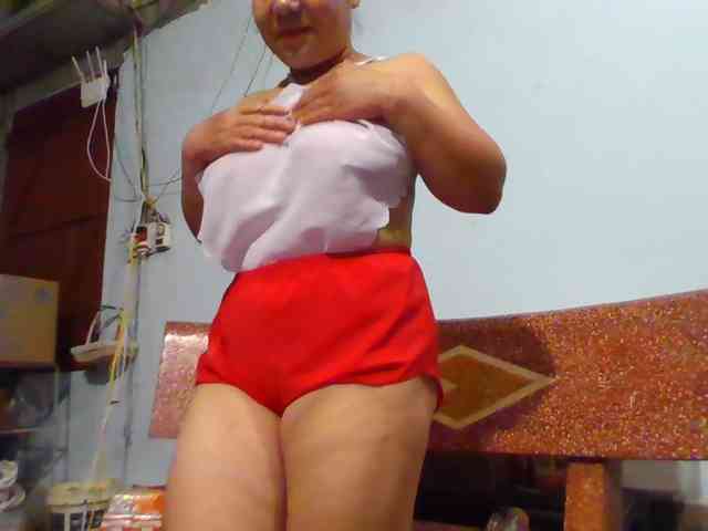 SexyQueen86 webcam