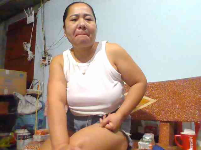 Model: SexyQueen86