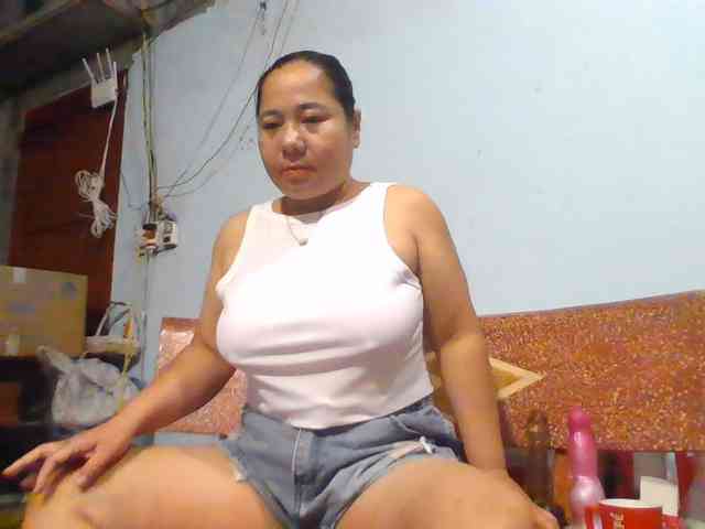 Model: SexyQueen86