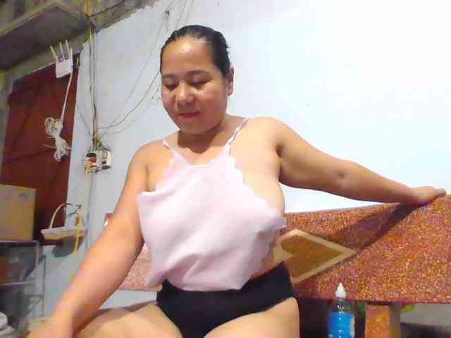 SexyQueen86 webcam