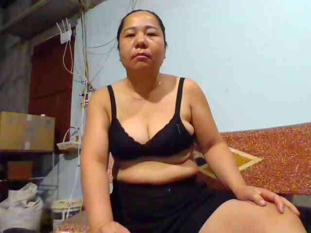 SexyQueen86 webcam