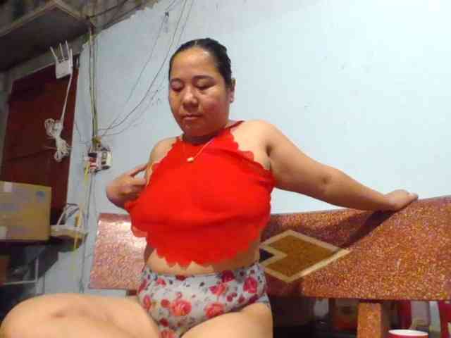 SexyQueen86 webcam