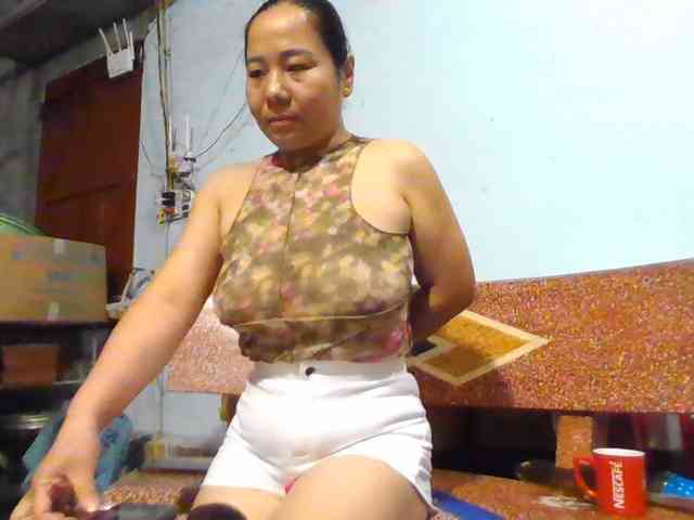 Model: SexyQueen86