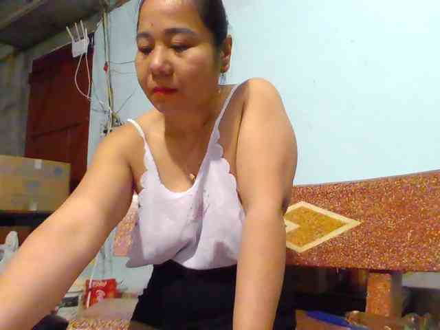 SexyQueen86 webcam