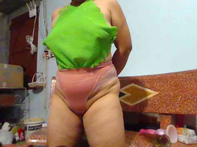 SexyQueen86 webcam