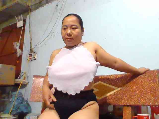 SexyQueen86 webcam