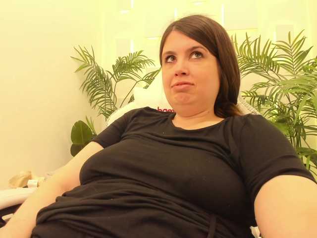 Battymoll live cam on BongaCams