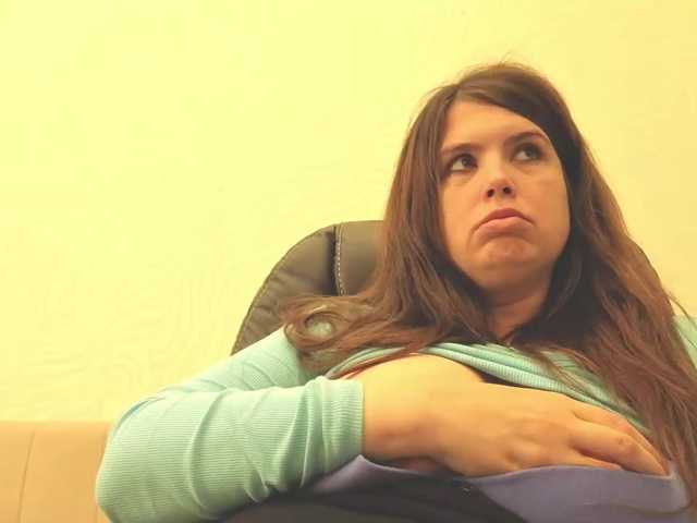 Battymoll live cam on BongaCams