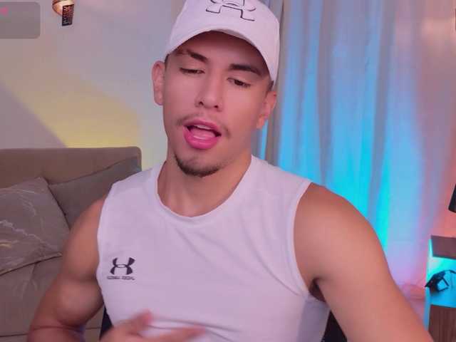 AaronFox