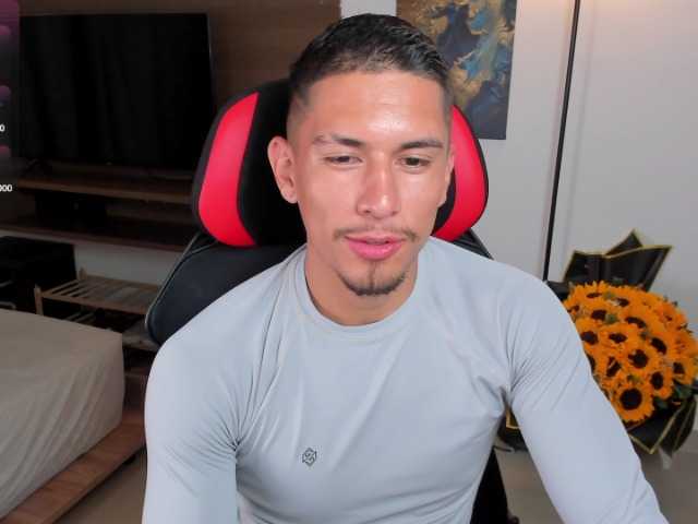 AaronFox