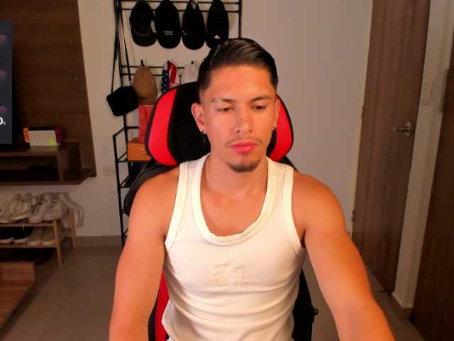 AaronFox