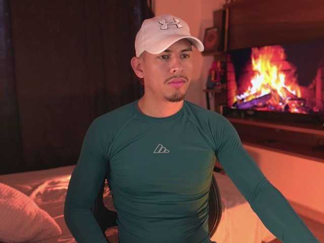 AaronFox