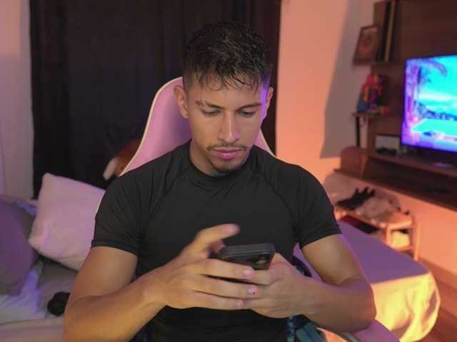 AaronFox