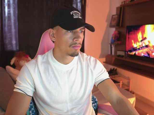 AaronFox AaronFox
