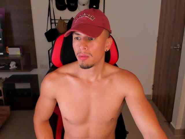 AaronFox AaronFox