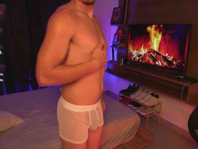 AaronFox