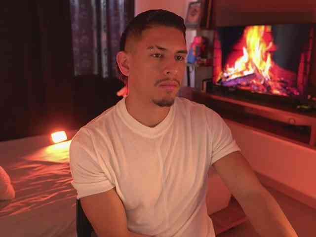 AaronFox