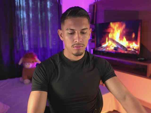 AaronFox AaronFox