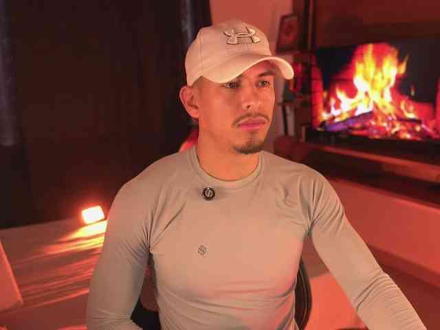 AaronFox