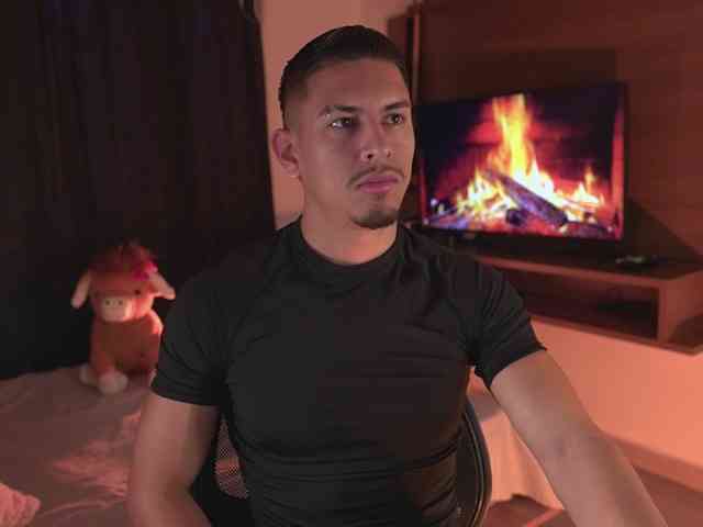 AaronFox