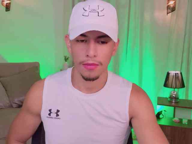 AaronFox AaronFox