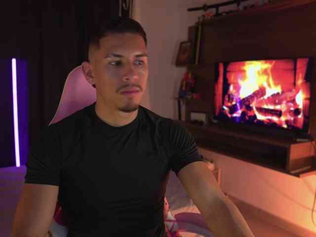 AaronFox