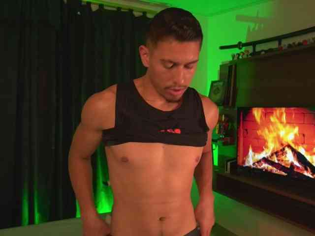 AaronFox