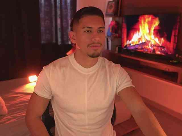 AaronFox