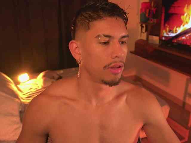 AaronFox