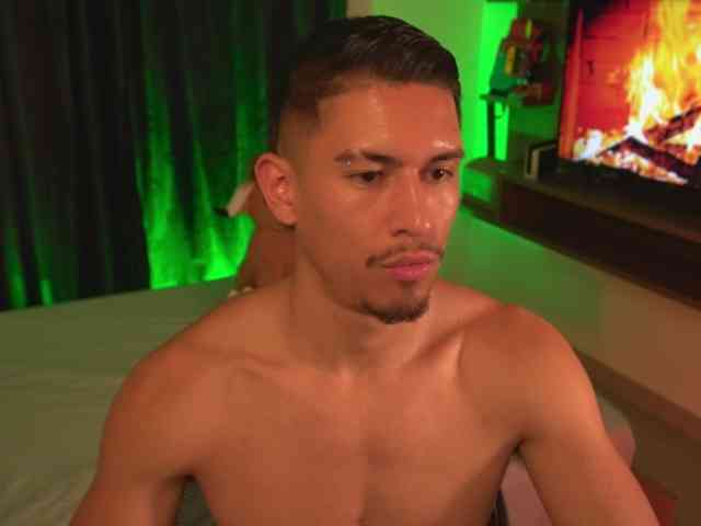 AaronFox