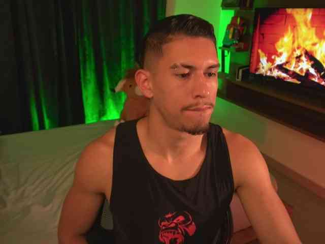 AaronFox