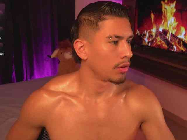 AaronFox
