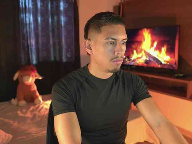 AaronFox