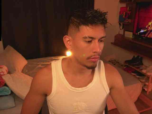 AaronFox