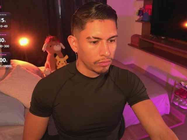 AaronFox