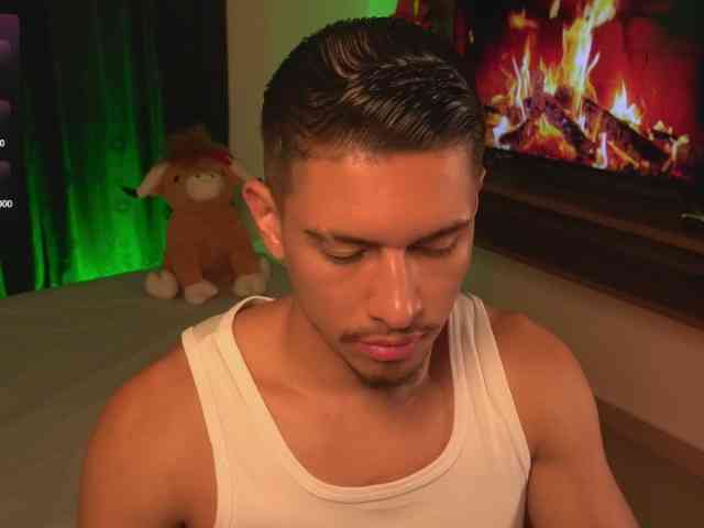 AaronFox