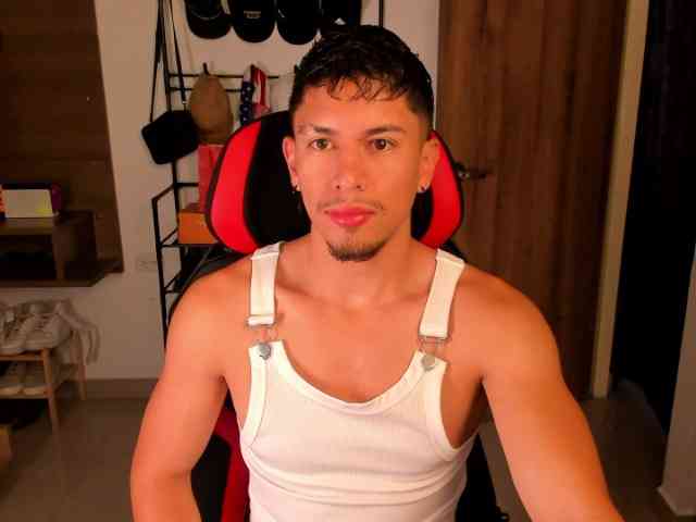 AaronFox AaronFox