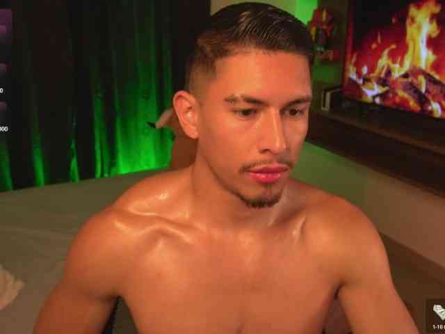 AaronFox