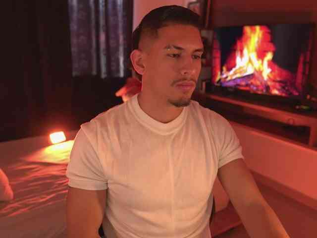 AaronFox