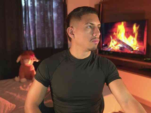 AaronFox