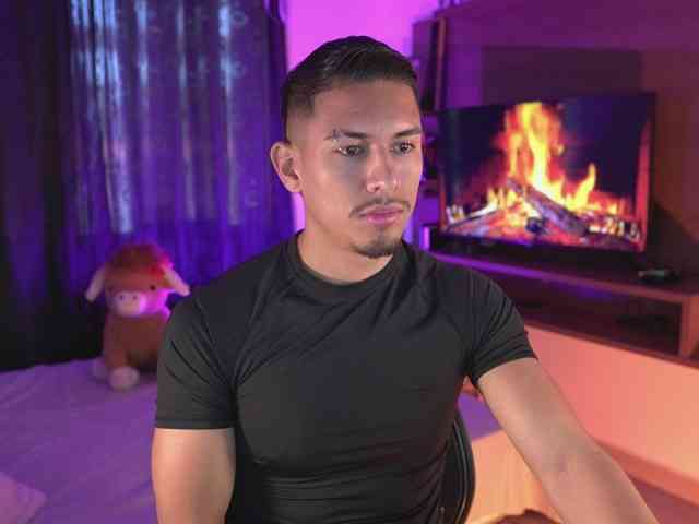 AaronFox