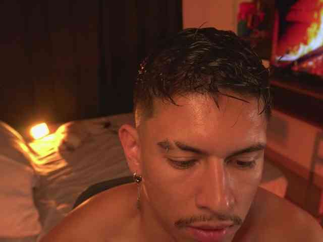 AaronFox