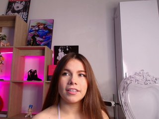Mia_Moralez Porn Show