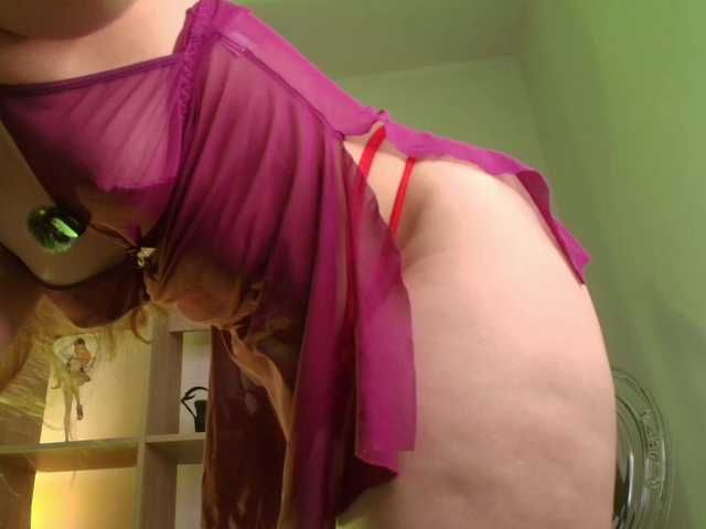 MIA-MORALEZ live cam on BongaCams