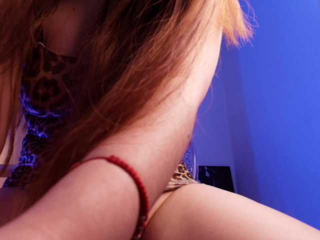 MIA-MORALEZ live cam on BongaCams