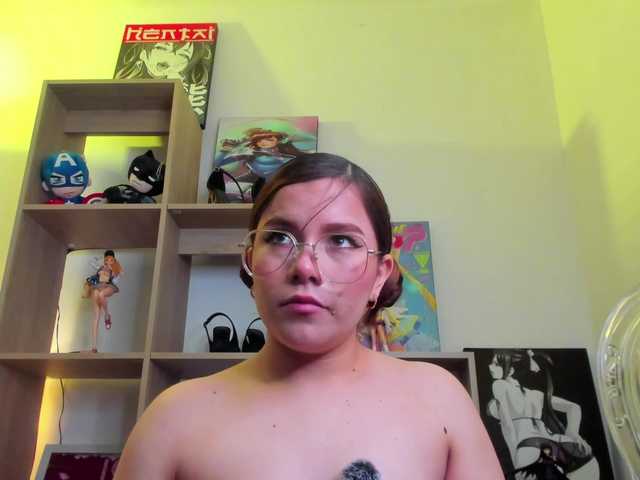 Mia_Moralez live webcam show