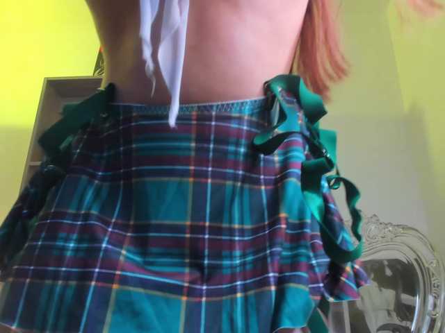 MIA-MORALEZ live cam on BongaCams
