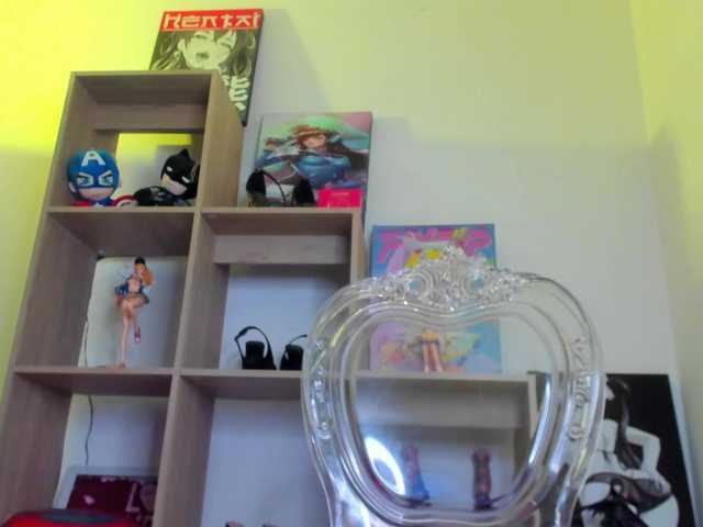 MIA-MORALEZ live webcam show