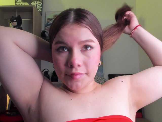 MIA-MORALEZ live cam on BongaCams
